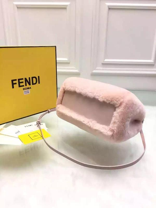 2015秋冬最新作 FENDI(フェンディ スーパーコピー)★ミニ PEEKABOO ハンドバッグ 8BN244_5AY_F065J